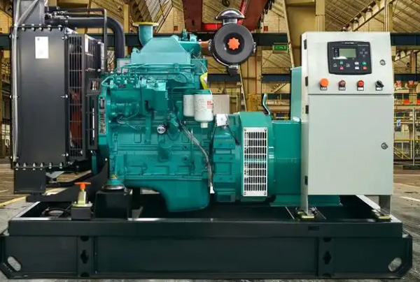 康明斯发电机保养官方与第三方机构差异